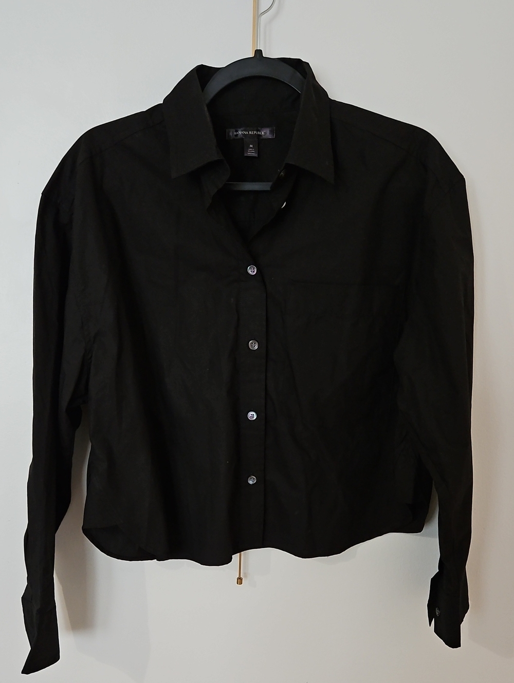 Banana Republic, women's black cropped blouse, 100 % Cotton